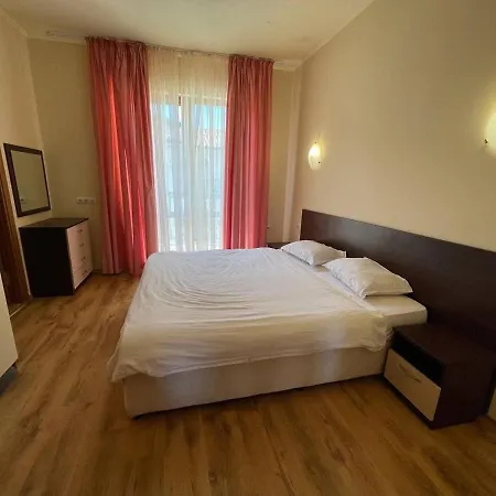 Villa Romana Elenite Apartments * Sweti Wlas