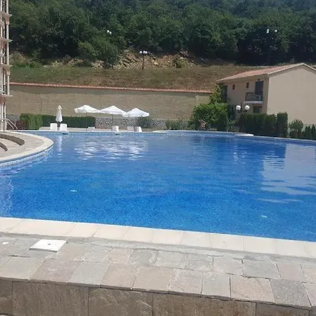 Villa Romana Elenite Apartments Apartment