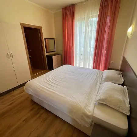 Apartment Villa Romana Elenite Apartments Sweti Wlas